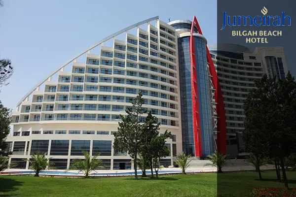 İDESİS Mühendislik tarafından gerçekleştirilen Jumeirah Bilgah Beach Hotel Baku projesinde RTI otomasyon sistemi ve profesyonel VideoWall görüntü çözümü uygulanmıştır. Projede merkezi kontrol altyapısı ile görüntü sistemleri entegre edilerek otel teknolojileri için kapsamlı bir çözüm oluşturulmuştur.